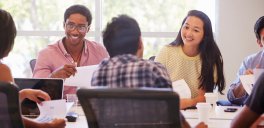 7 Wege, um neuen Mitarbeitern die Einarbeitung zu erleichtern