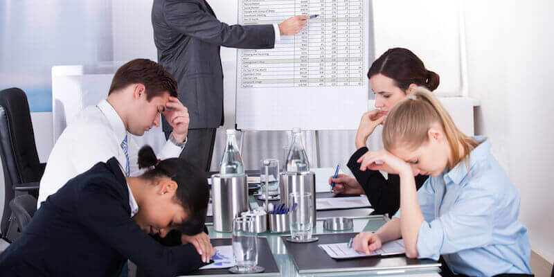 10 erreurs fatales qui tuent la motivation de vos employés