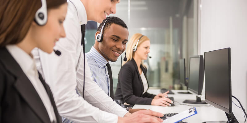 ¿Quieres conseguir un buen trabajo de atención al cliente? Conoce 14 cualidades que necesitas